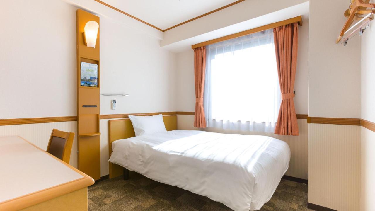 Toyoko Inn Tokyo Monzen-Nakacho Eitaibashi Exterior foto